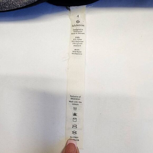 LULULEMON Pace Rival Crop 22” Heathered Black/Black Size 4 D12 - Picture 11 of 13